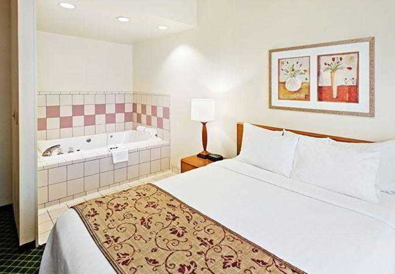 Fairfield Inn & Suites By Marriott San Antonio Airport/North Star Mall Szoba fotó